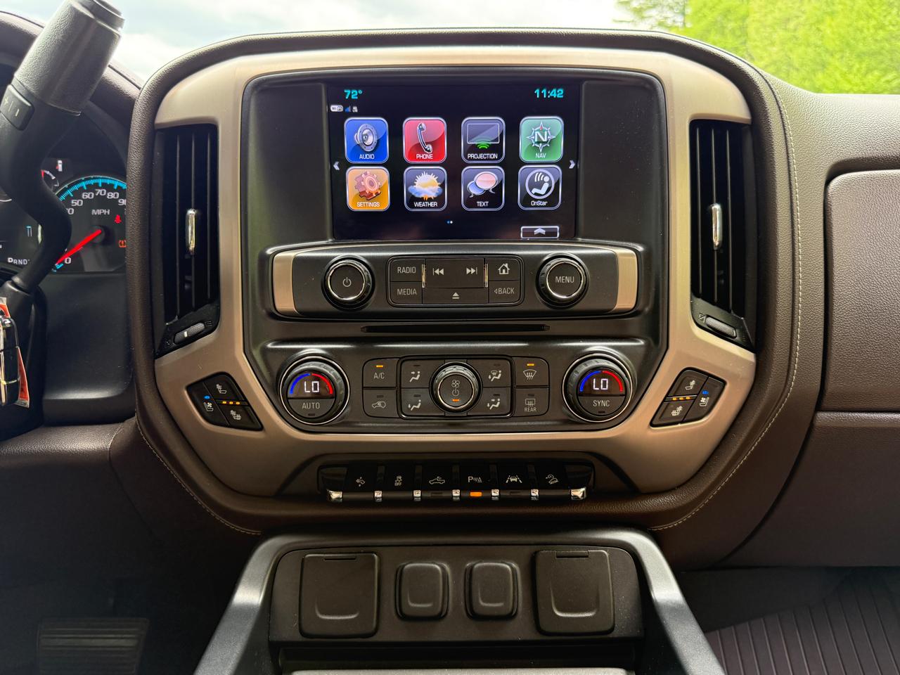GMC Sierra 1500 4WD Crew Cab 143.5" Denali 2017