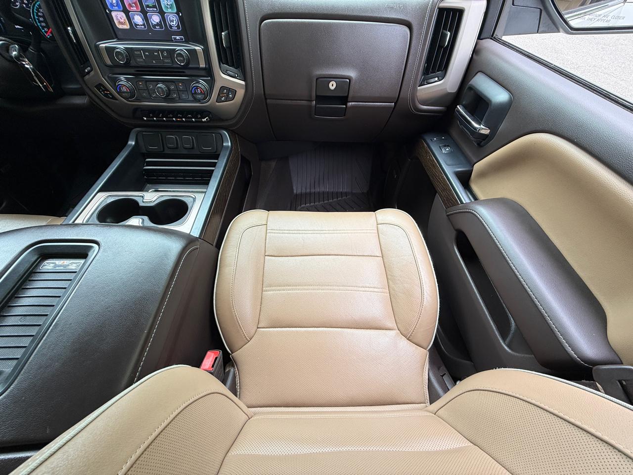GMC Sierra 1500 4WD Crew Cab 143.5" Denali 2017