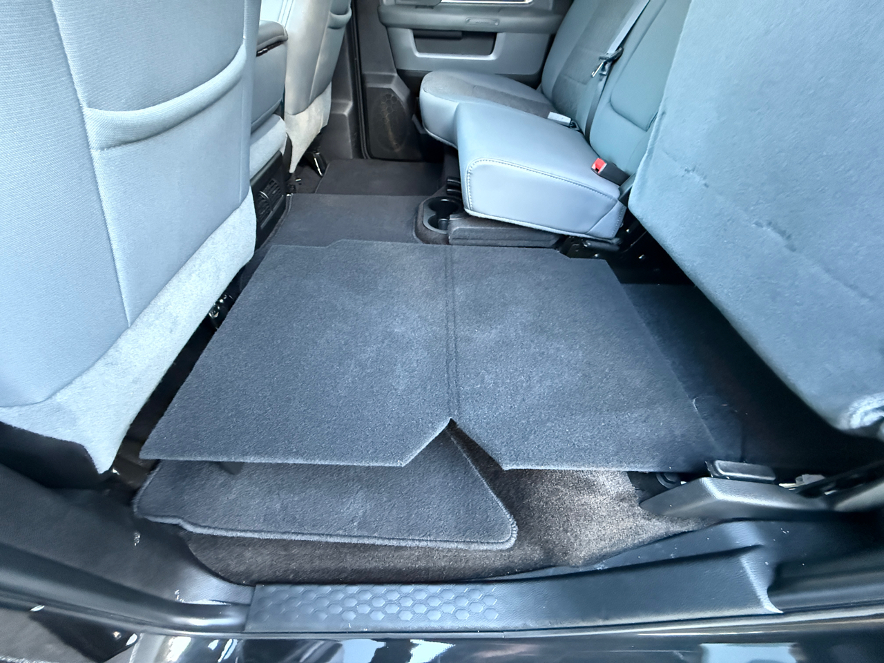 RAM 1500 Big Horn 4x4 Crew Cab 5'7" Box 2018