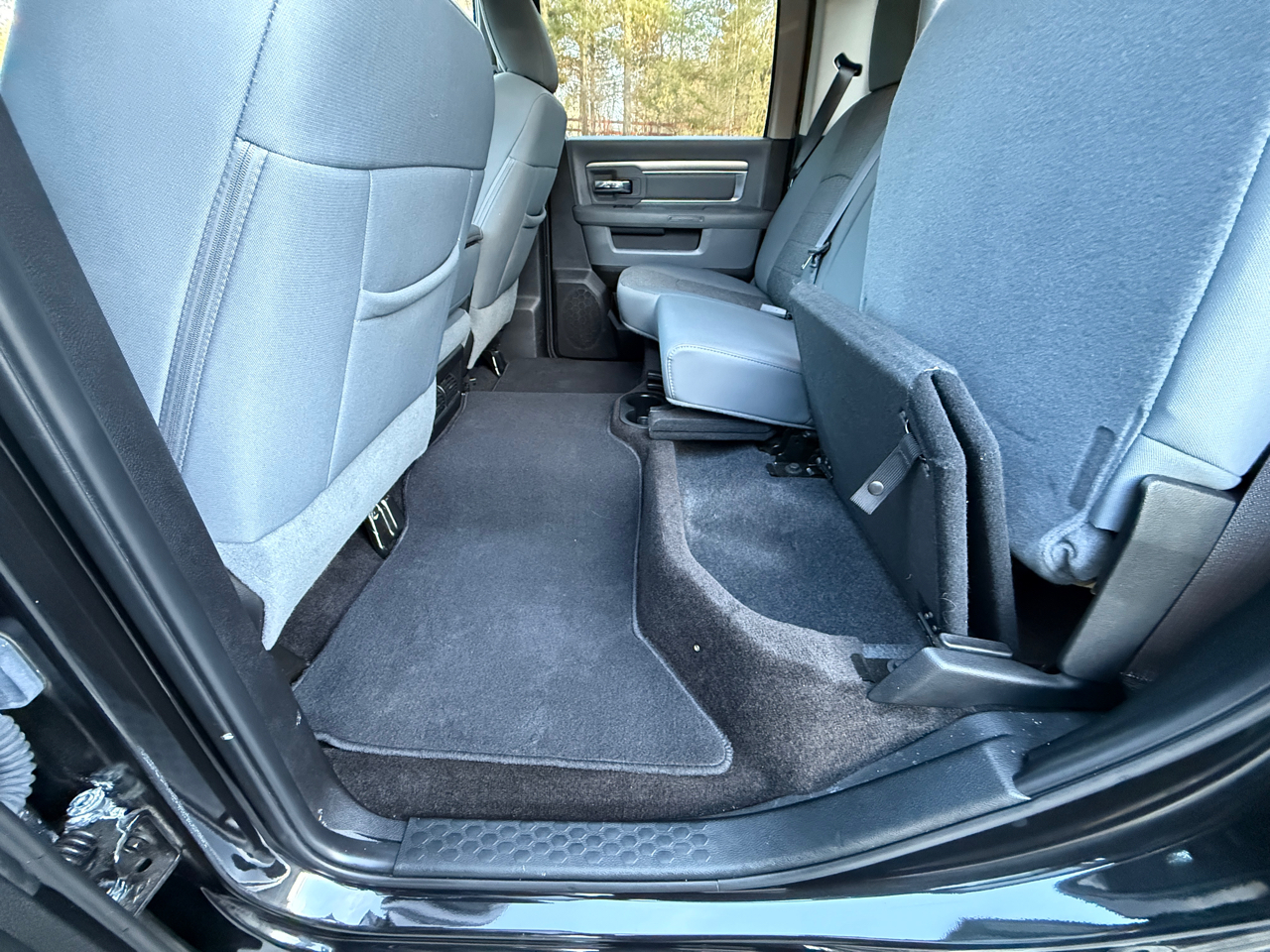 RAM 1500 Big Horn 4x4 Crew Cab 5'7" Box 2018