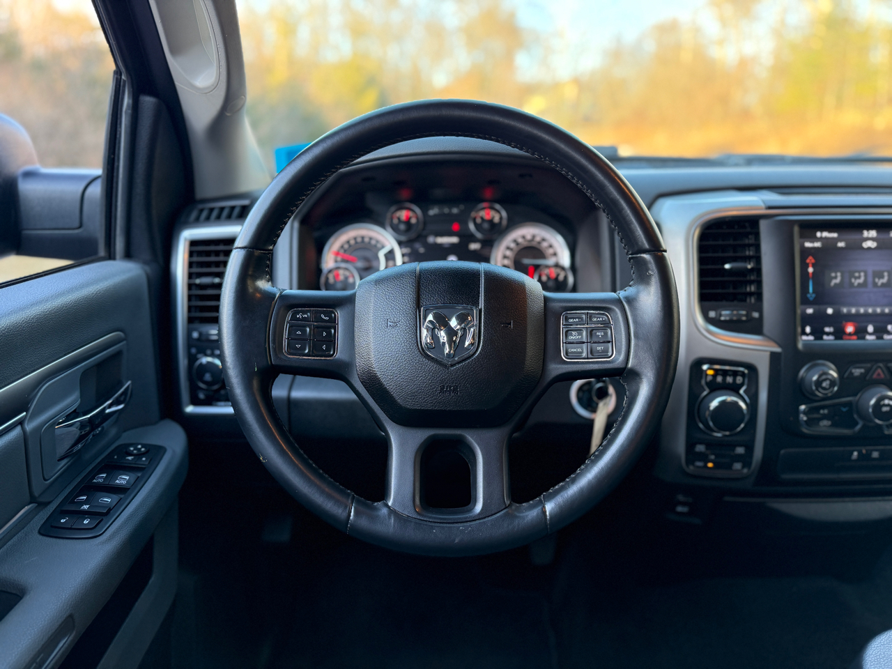 RAM 1500 Big Horn 4x4 Crew Cab 5'7" Box 2018