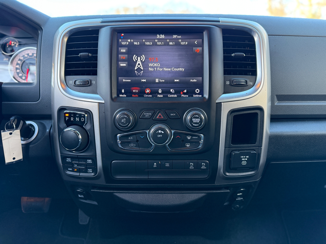 RAM 1500 Big Horn 4x4 Crew Cab 5'7" Box 2018