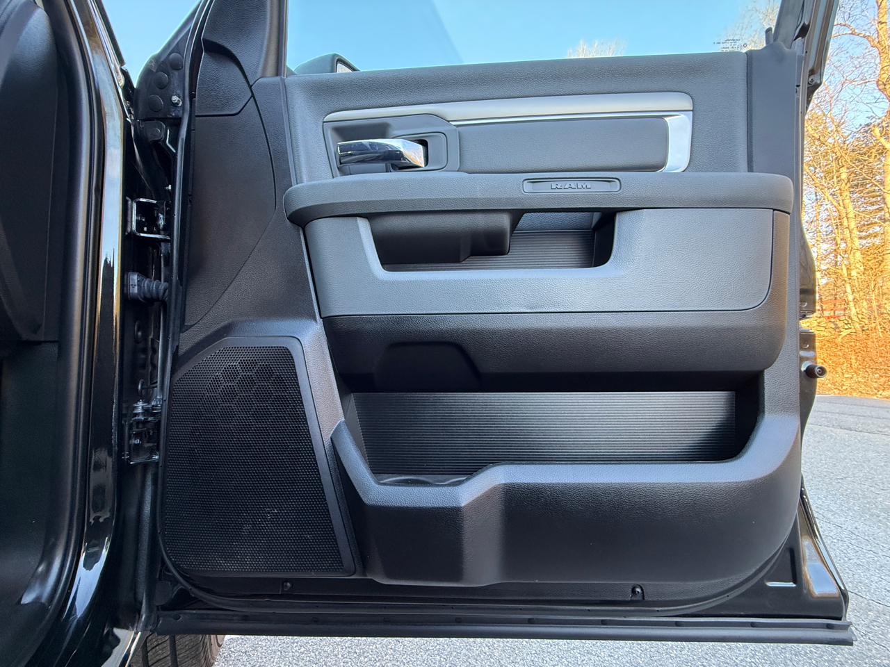 RAM 1500 Big Horn 4x4 Crew Cab 5'7" Box 2018