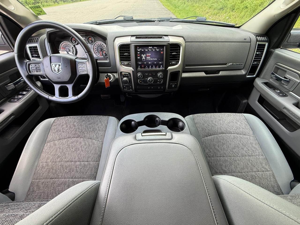 RAM 1500 Big Horn 4x4 Crew Cab 5'7" Box 2018