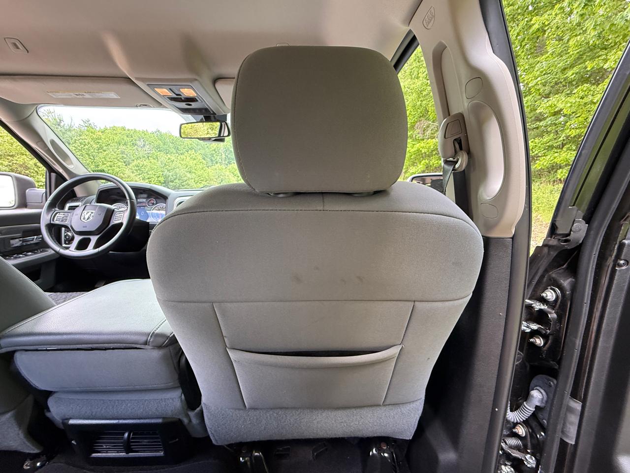 RAM 1500 Big Horn 4x4 Crew Cab 5'7" Box 2018