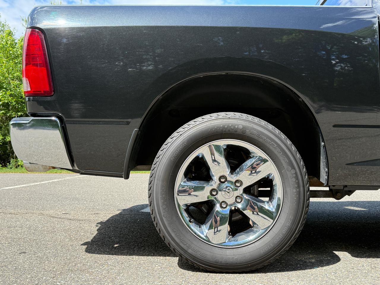 RAM 1500 Big Horn 4x4 Crew Cab 5'7" Box 2018