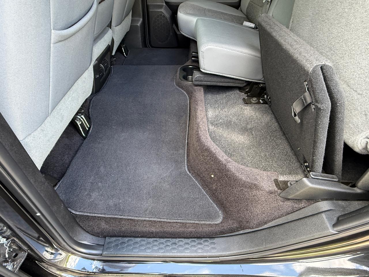 RAM 1500 Big Horn 4x4 Crew Cab 5'7" Box 2018