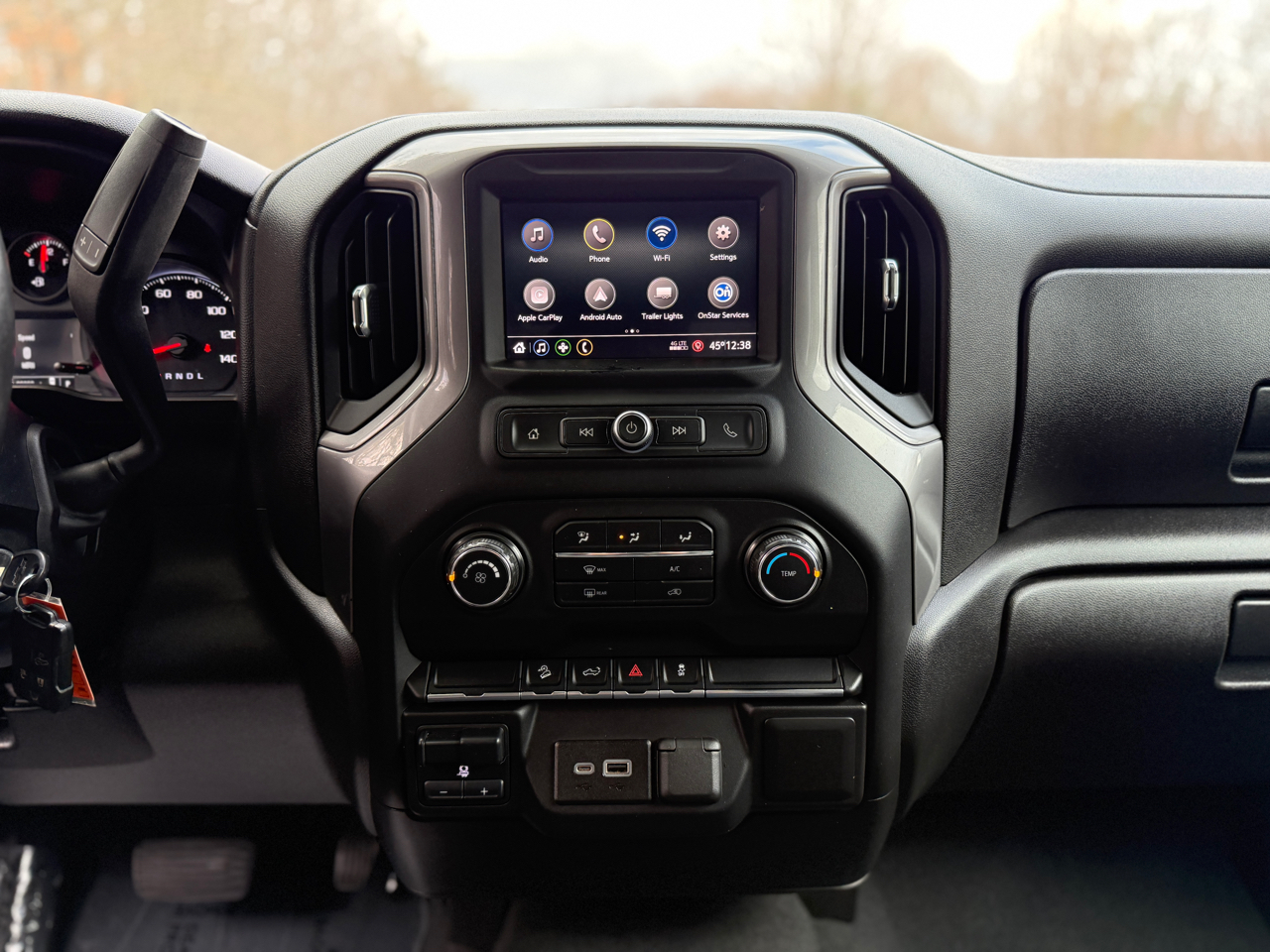 Chevrolet Silverado 1500 4WD Crew Cab 147" Custom Trail Boss 2021