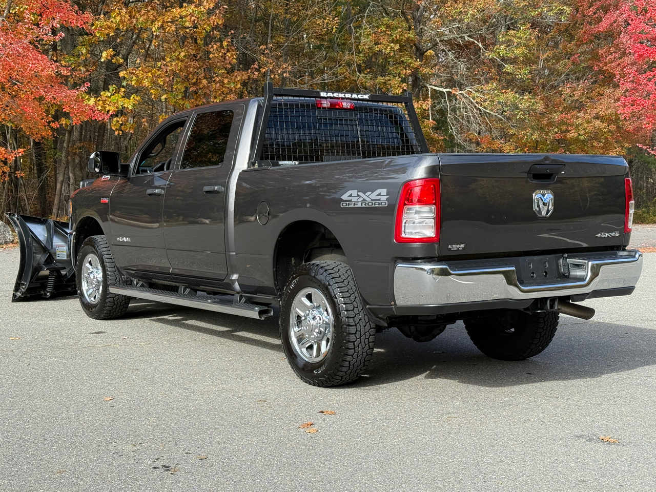 RAM 2500 Tradesman 4x4 Crew Cab 6'4" Box 2021 RAM 2500 Tradesman 4x4 Crew Cab 6'4" Box 2021