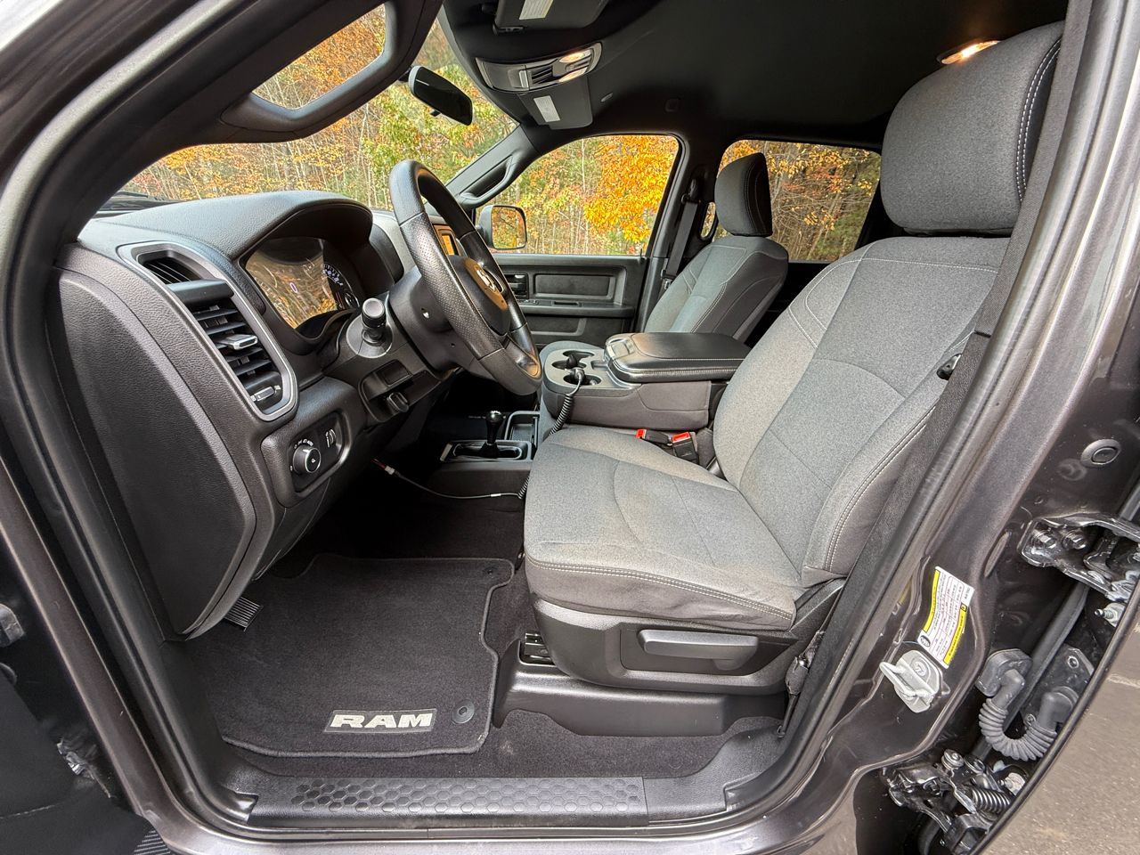 RAM 2500 Tradesman 4x4 Crew Cab 6'4" Box 2021 RAM 2500 Tradesman 4x4 Crew Cab 6'4" Box 2021