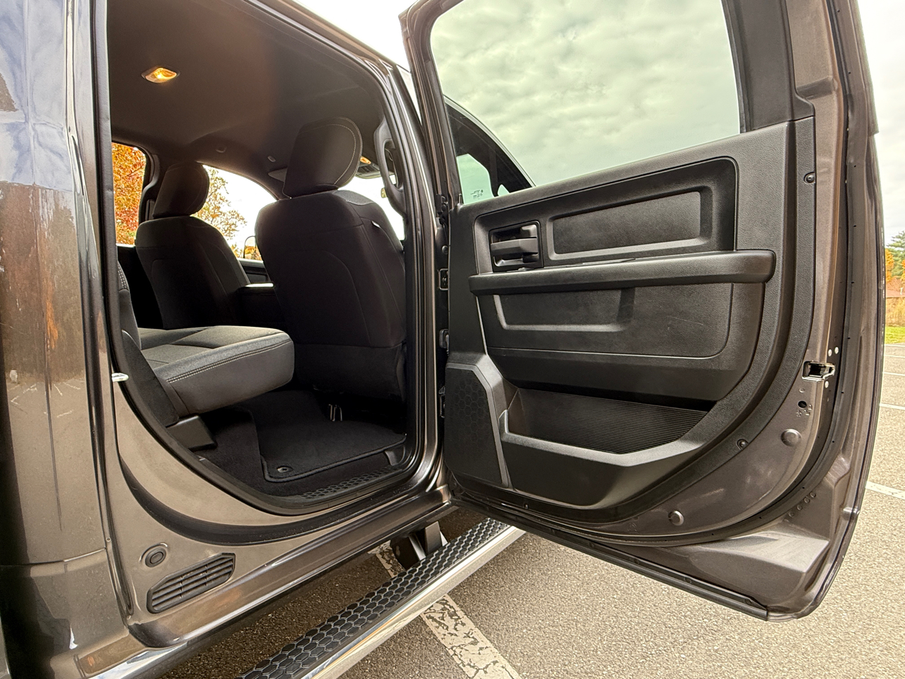 RAM 2500 Tradesman 4x4 Crew Cab 6'4" Box 2021 RAM 2500 Tradesman 4x4 Crew Cab 6'4" Box 2021