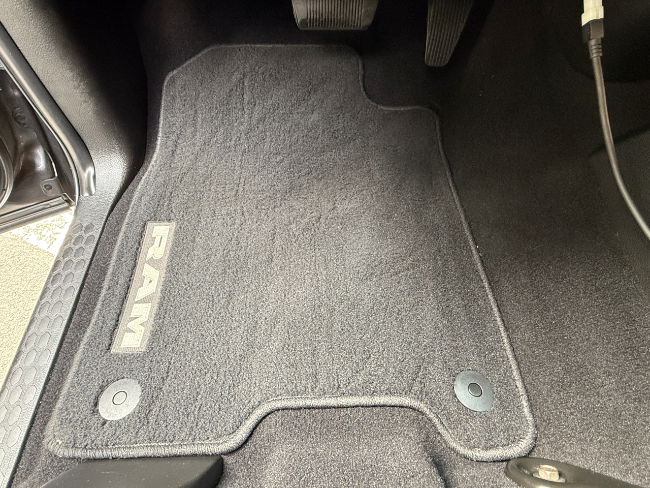 RAM 2500 Tradesman 4x4 Crew Cab 6'4" Box 2021 RAM 2500 Tradesman 4x4 Crew Cab 6'4" Box 2021