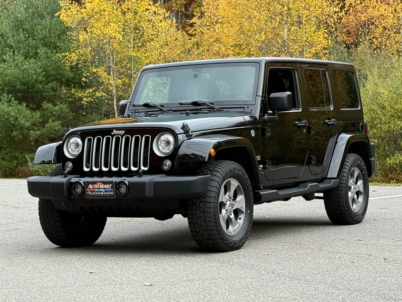 Jeep Wrangler Unlimited Sahara 4x4 2017 Jeep Wrangler Unlimited Sahara 4x4 2017