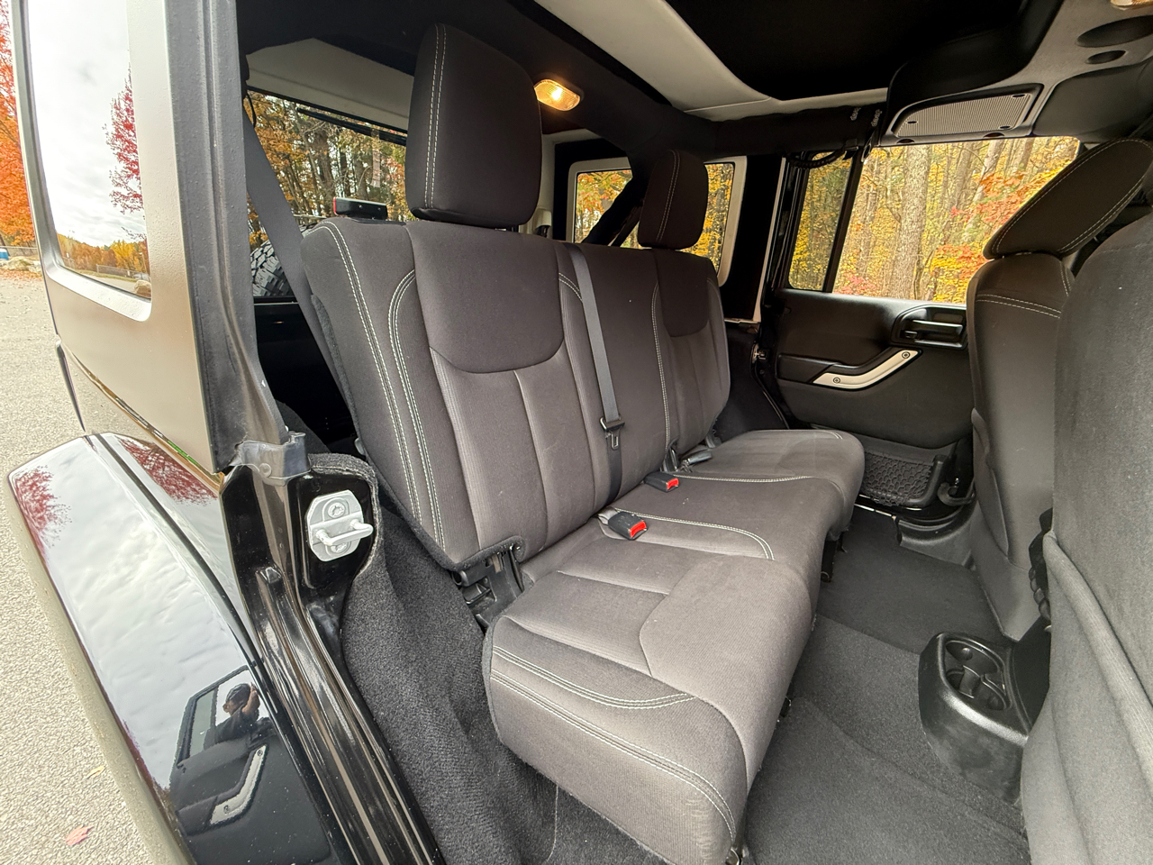 Jeep Wrangler Unlimited Sahara 4x4 2017 Jeep Wrangler Unlimited Sahara 4x4 2017