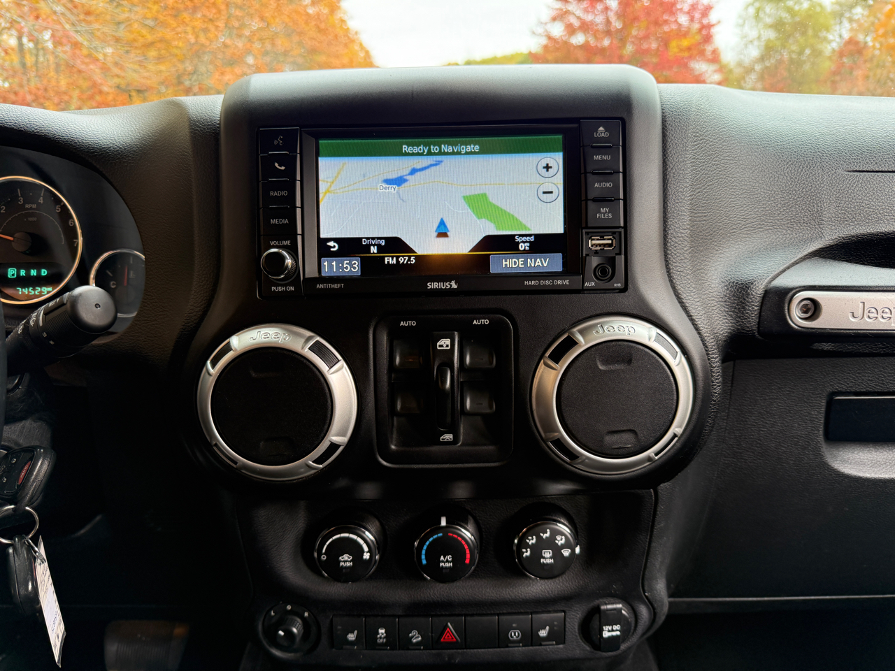 Jeep Wrangler Unlimited Sahara 4x4 2017 Jeep Wrangler Unlimited Sahara 4x4 2017