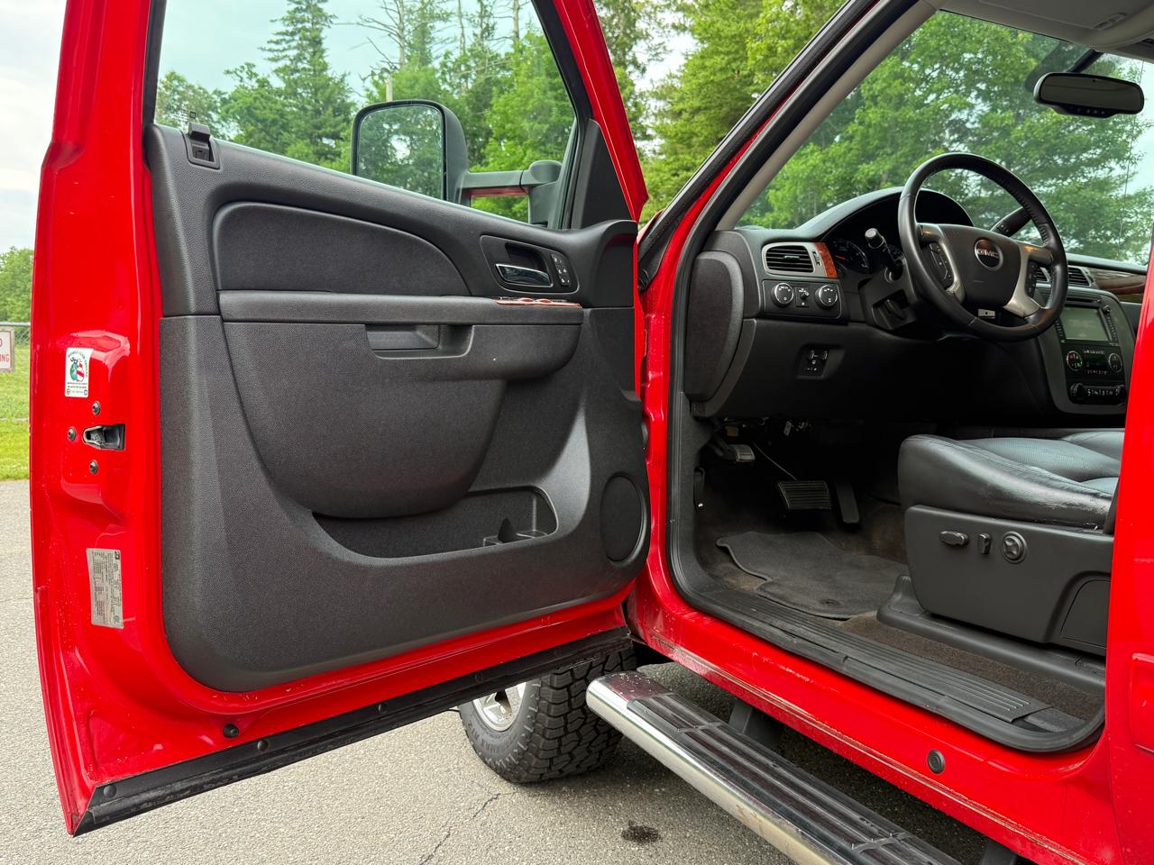 GMC Sierra 2500HD 4WD Crew Cab 153.7" SLT 2013