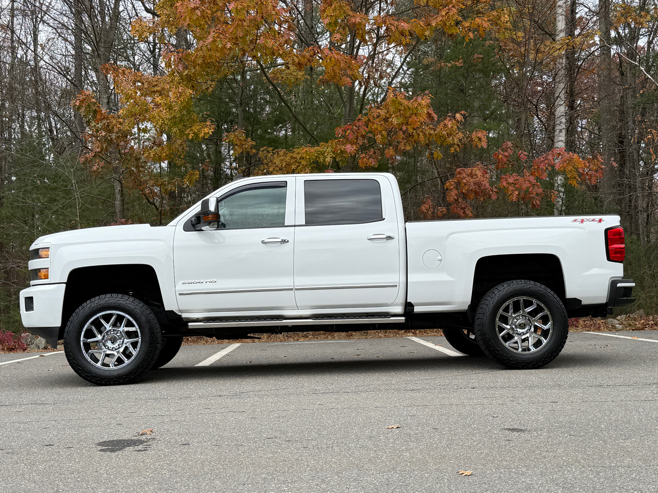 2017 Chevrolet Silverado 2500HD 4WD Crew Cab 153.7" LT