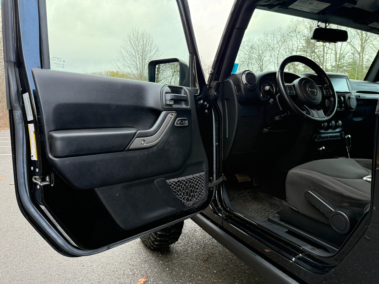 Jeep Wrangler 4WD 2dr Willys Wheeler 2016