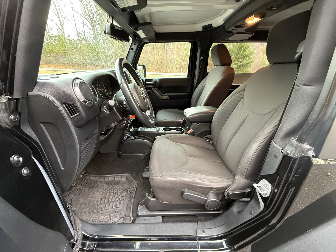 Jeep Wrangler 4WD 2dr Willys Wheeler 2016