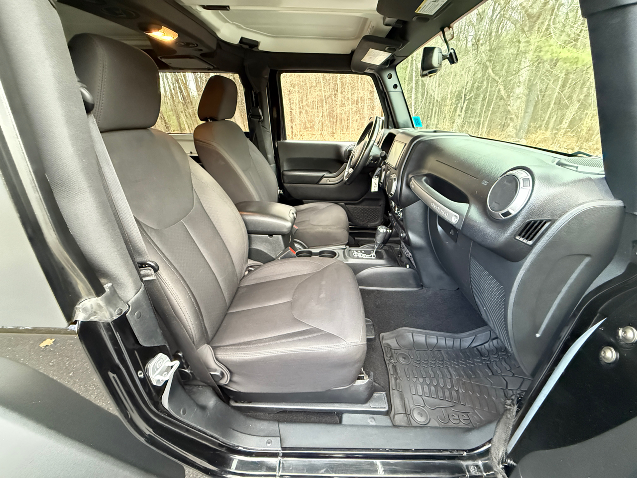 Jeep Wrangler 4WD 2dr Willys Wheeler 2016