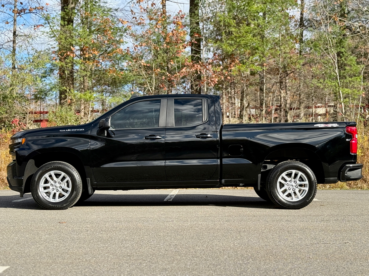 2019 Chevrolet Silverado 1500 4WD Double Cab 147" RST