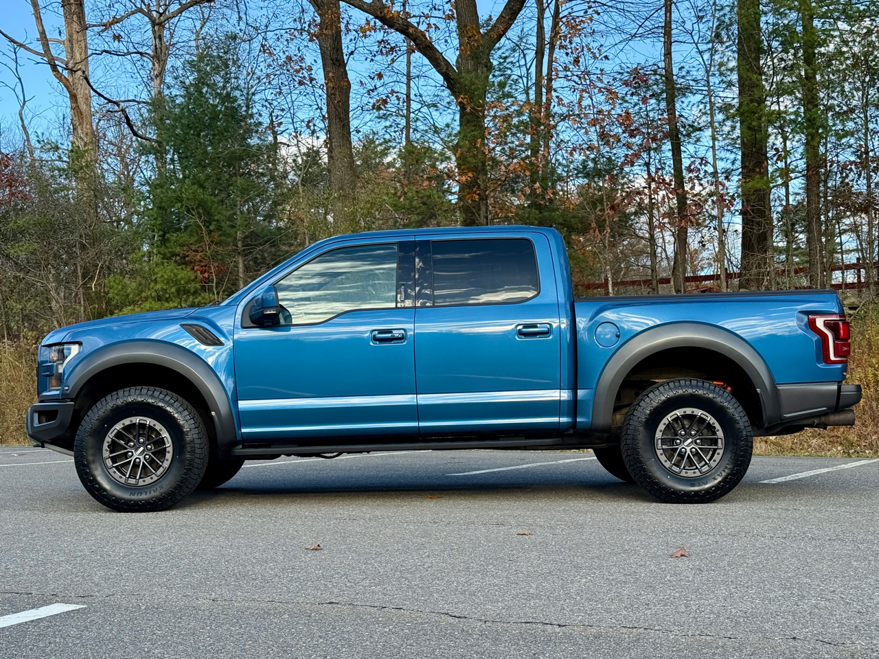 2019 Ford F-150 Raptor 4WD SuperCrew 5.5' Box