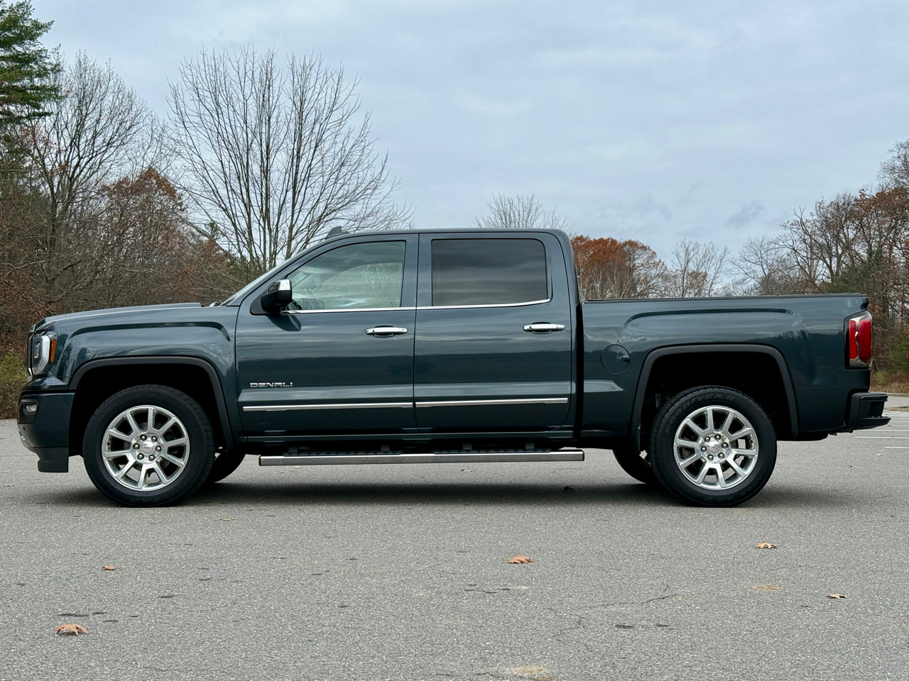 2018 GMC Sierra 1500 4WD Crew Cab 143.5" Denali