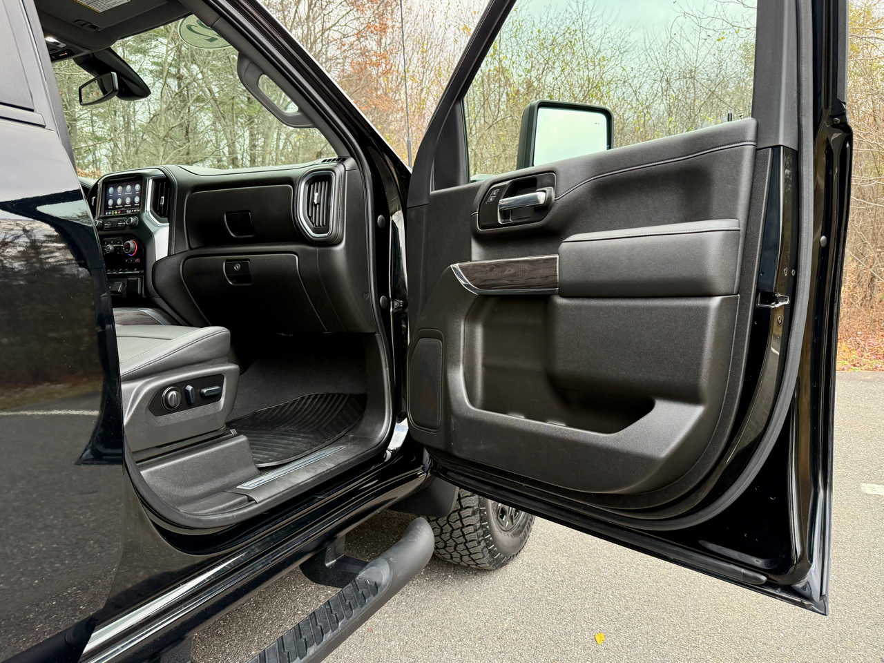 Chevrolet Silverado 2500HD 4WD Crew Cab 159" LTZ 2022