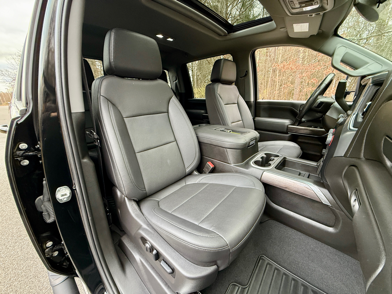 Chevrolet Silverado 2500HD 4WD Crew Cab 159" LTZ 2022