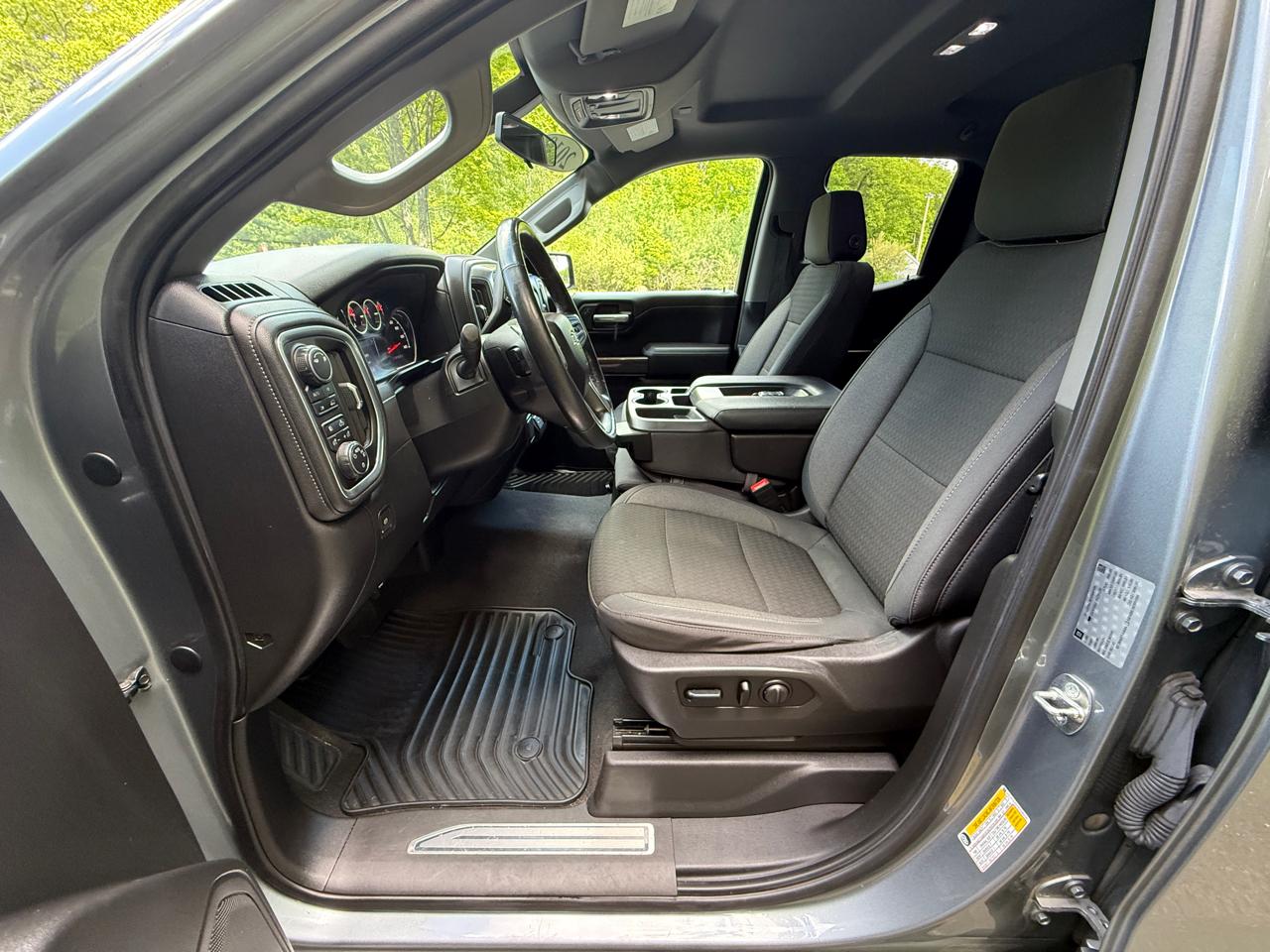 Chevrolet Silverado 1500 4WD Double Cab 147" RST 2019