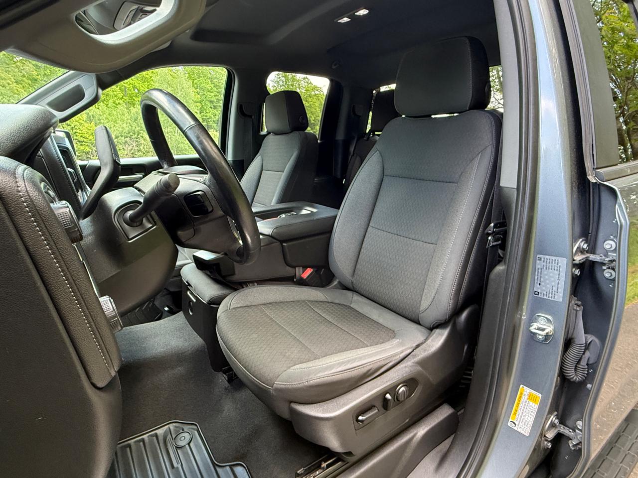 Chevrolet Silverado 1500 4WD Double Cab 147" RST 2019