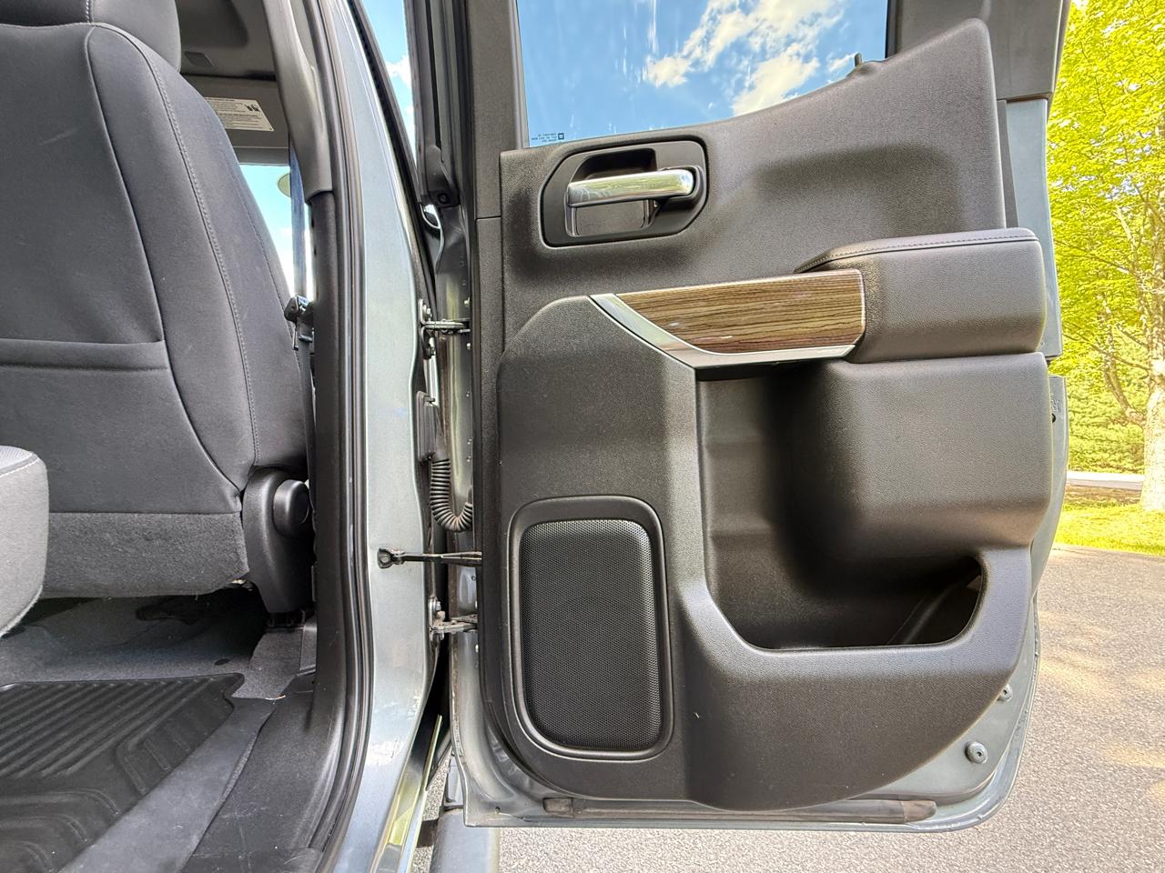 Chevrolet Silverado 1500 4WD Double Cab 147" RST 2019