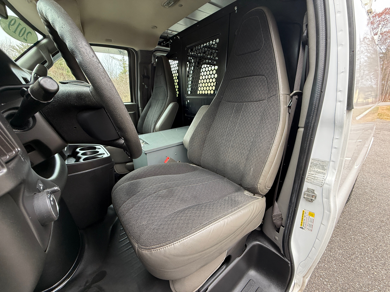 Chevrolet Express Cargo Van RWD 2500 135" 2019