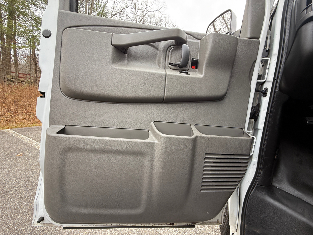 Chevrolet Express Cargo Van RWD 2500 135" 2019