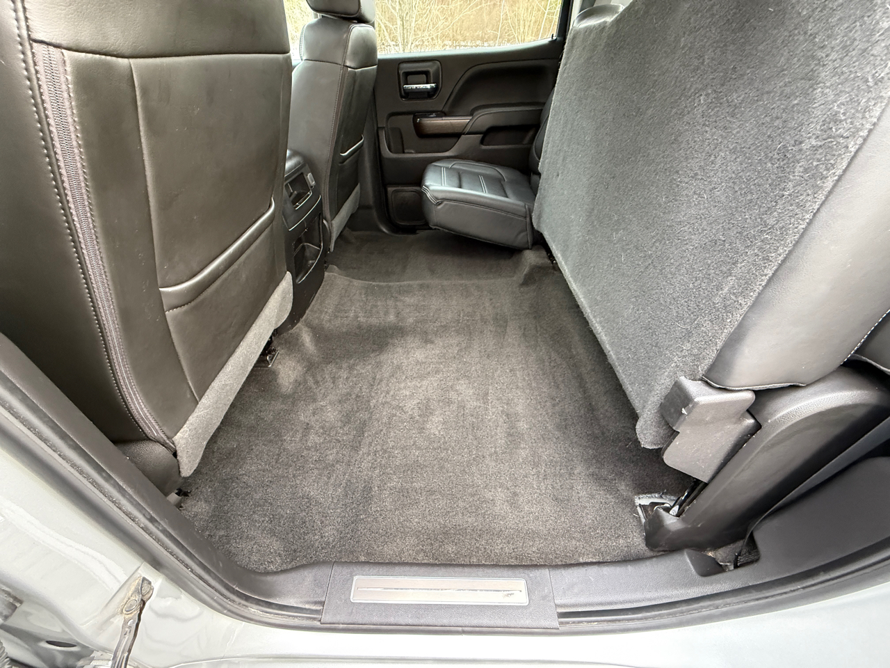 GMC Sierra 1500 4WD Crew Cab 143.5" Denali 2018