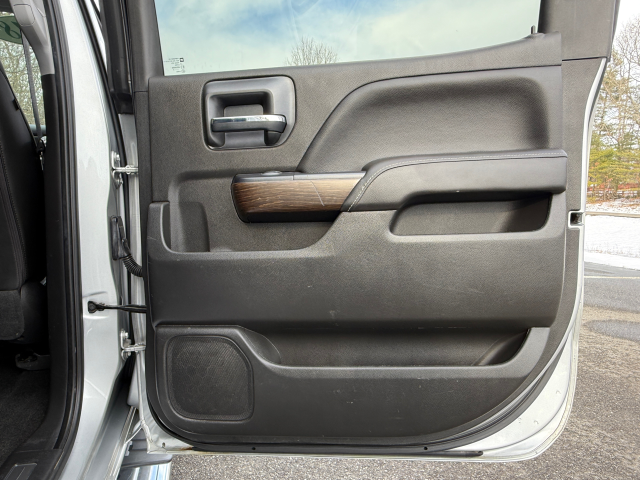 GMC Sierra 1500 4WD Crew Cab 143.5" Denali 2018