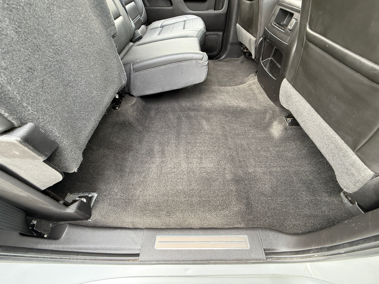 GMC Sierra 1500 4WD Crew Cab 143.5" Denali 2018