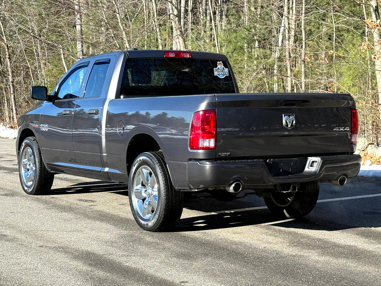 RAM 1500 Express 4x4 Quad Cab 6'4" Box 2017