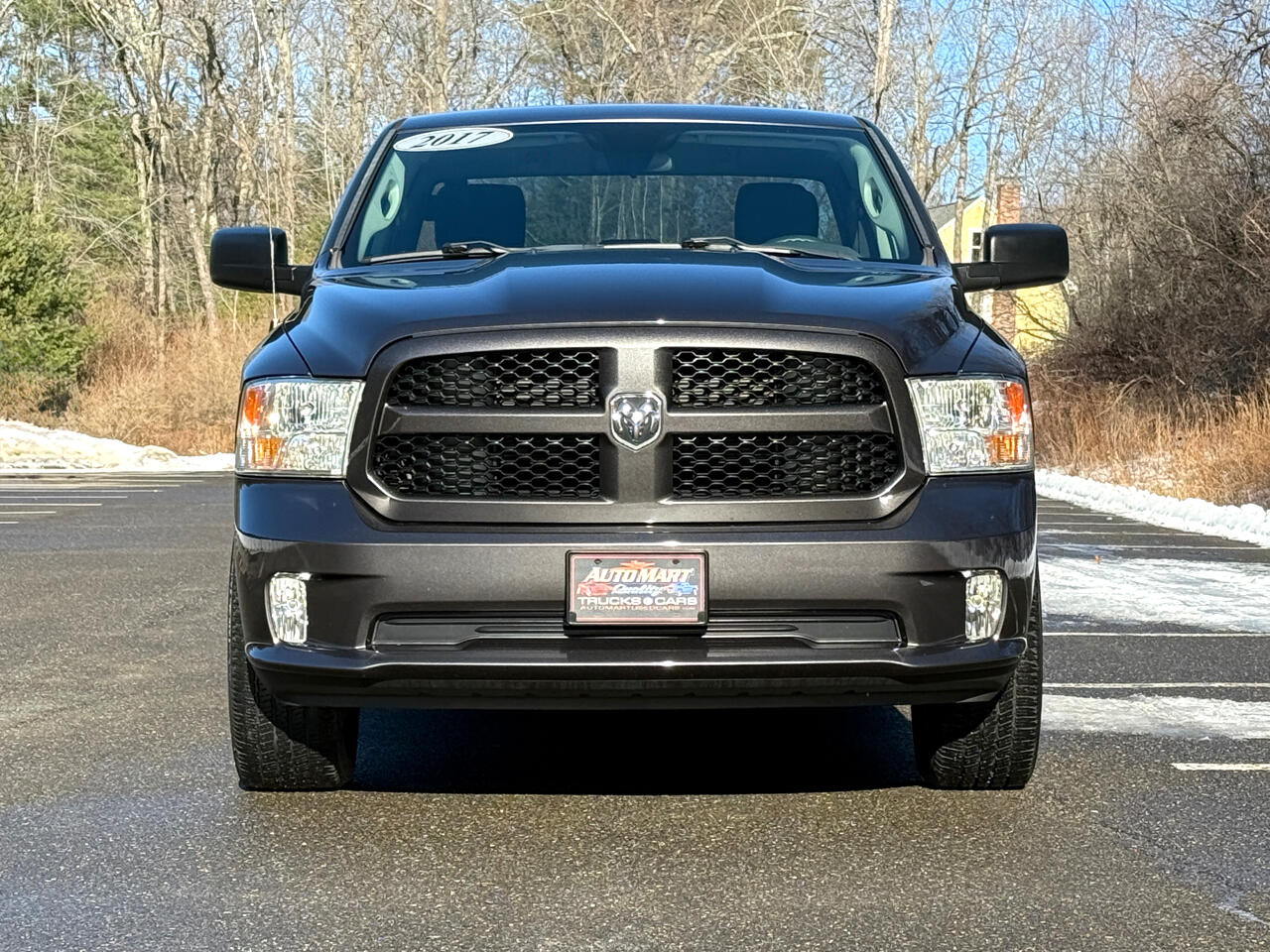 RAM 1500 Express 4x4 Quad Cab 6'4" Box 2017