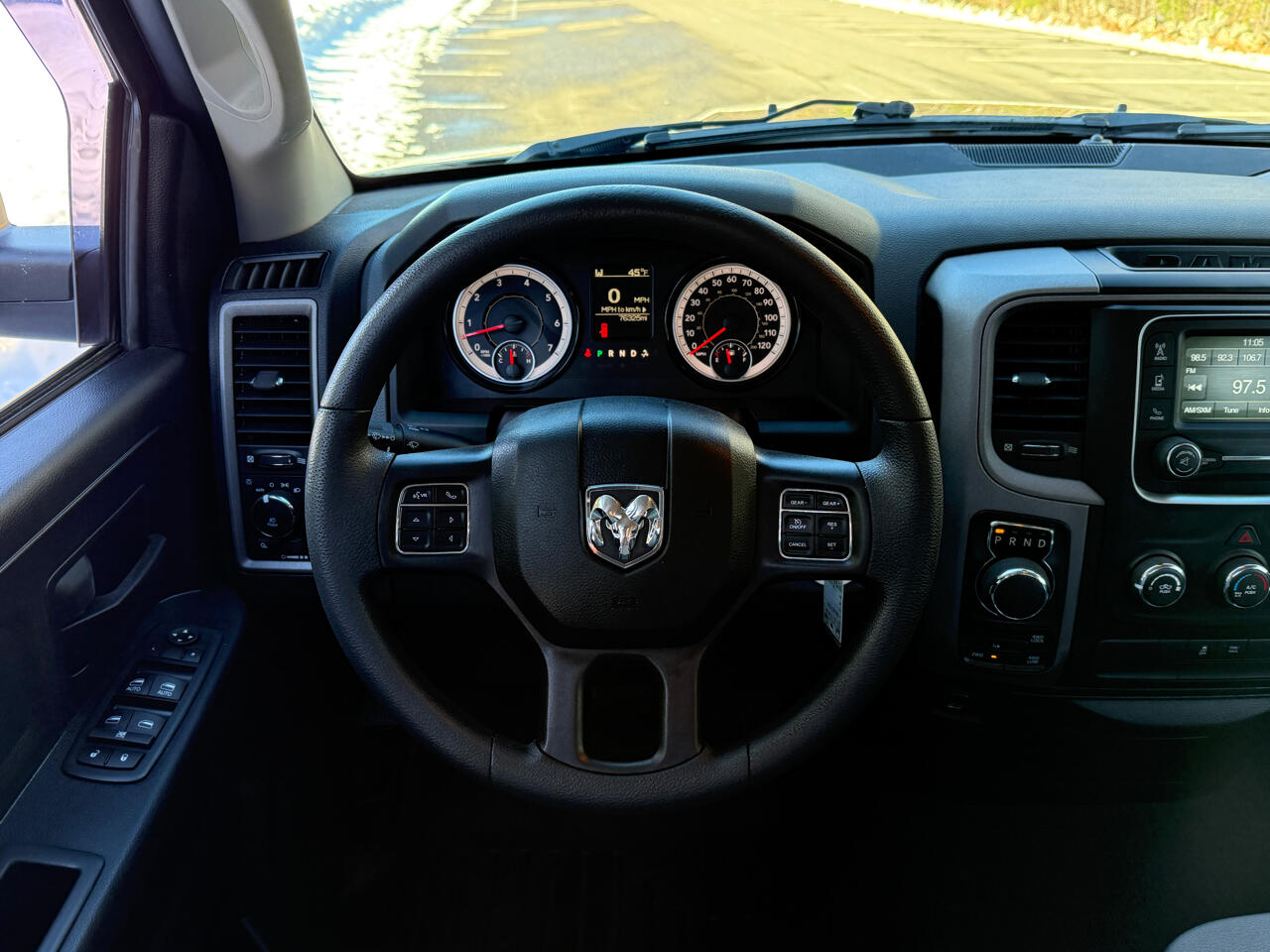 RAM 1500 Express 4x4 Quad Cab 6'4" Box 2017