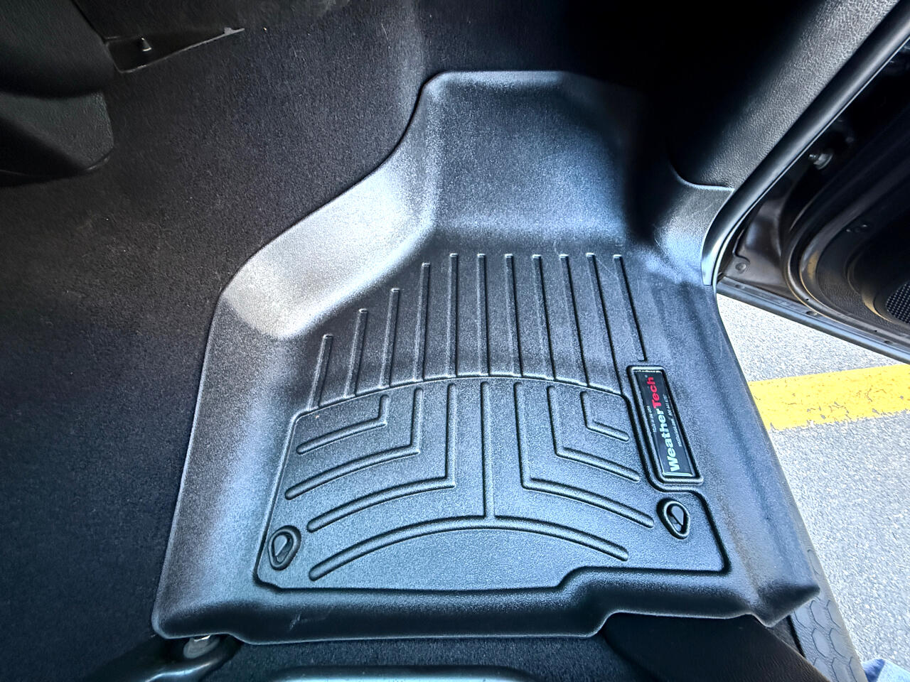 RAM 1500 Express 4x4 Quad Cab 6'4" Box 2017