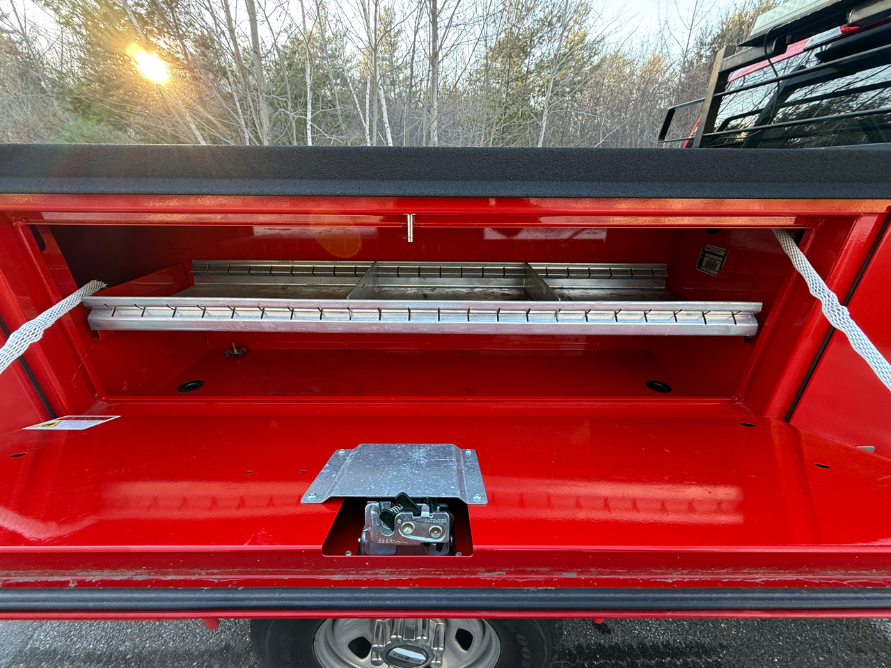 Ford Super Duty F-350 SRW XLT 4WD Reg Cab 8' Box 2018