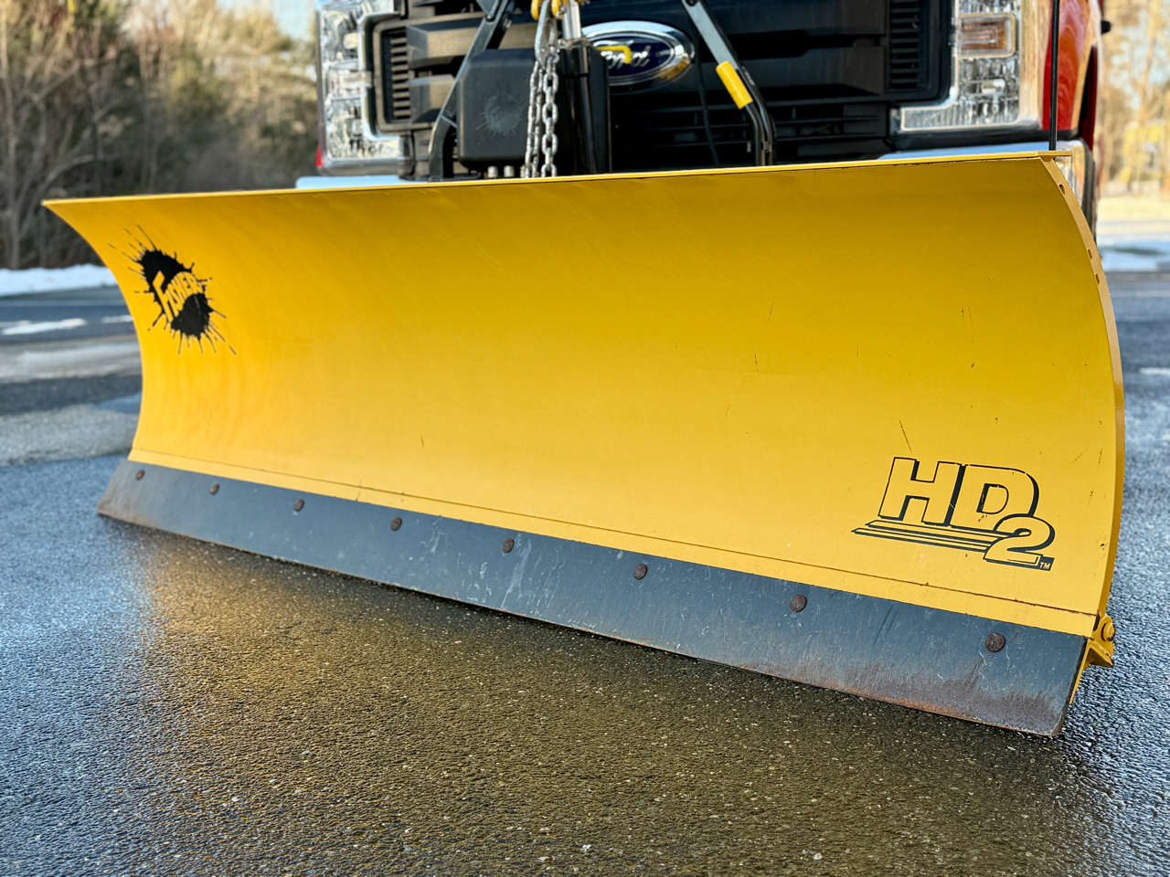 Ford Super Duty F-350 SRW XLT 4WD Reg Cab 8' Box 2018