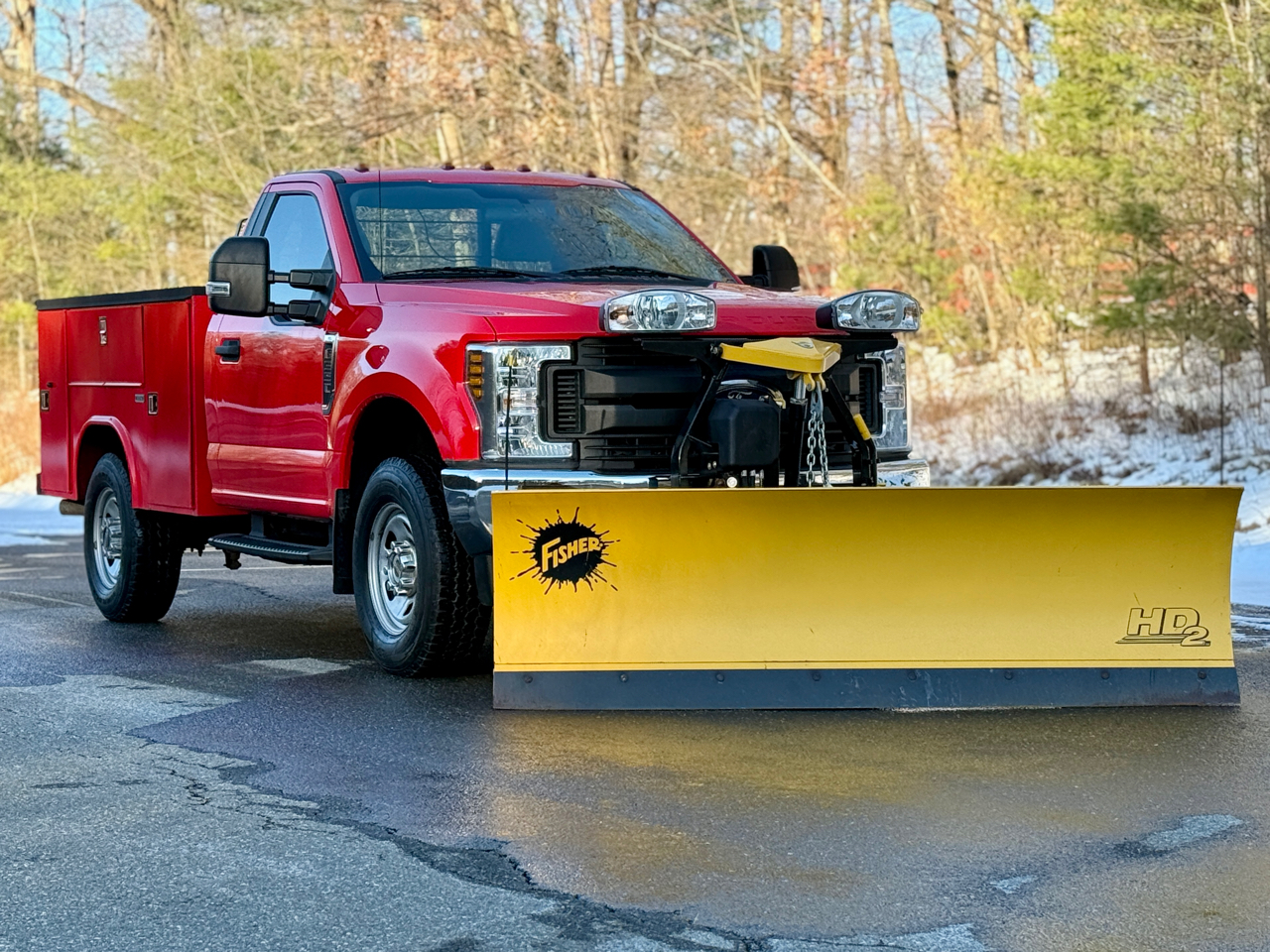 Ford Super Duty F-350 SRW XLT 4WD Reg Cab 8' Box 2018