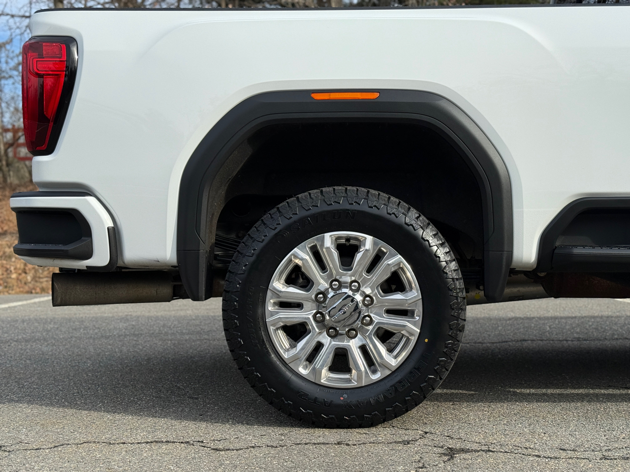 GMC Sierra 2500HD 4WD Crew Cab 159" Denali 2023