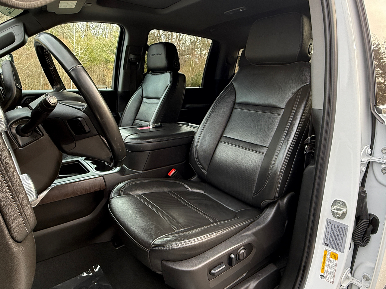 GMC Sierra 2500HD 4WD Crew Cab 159" Denali 2023