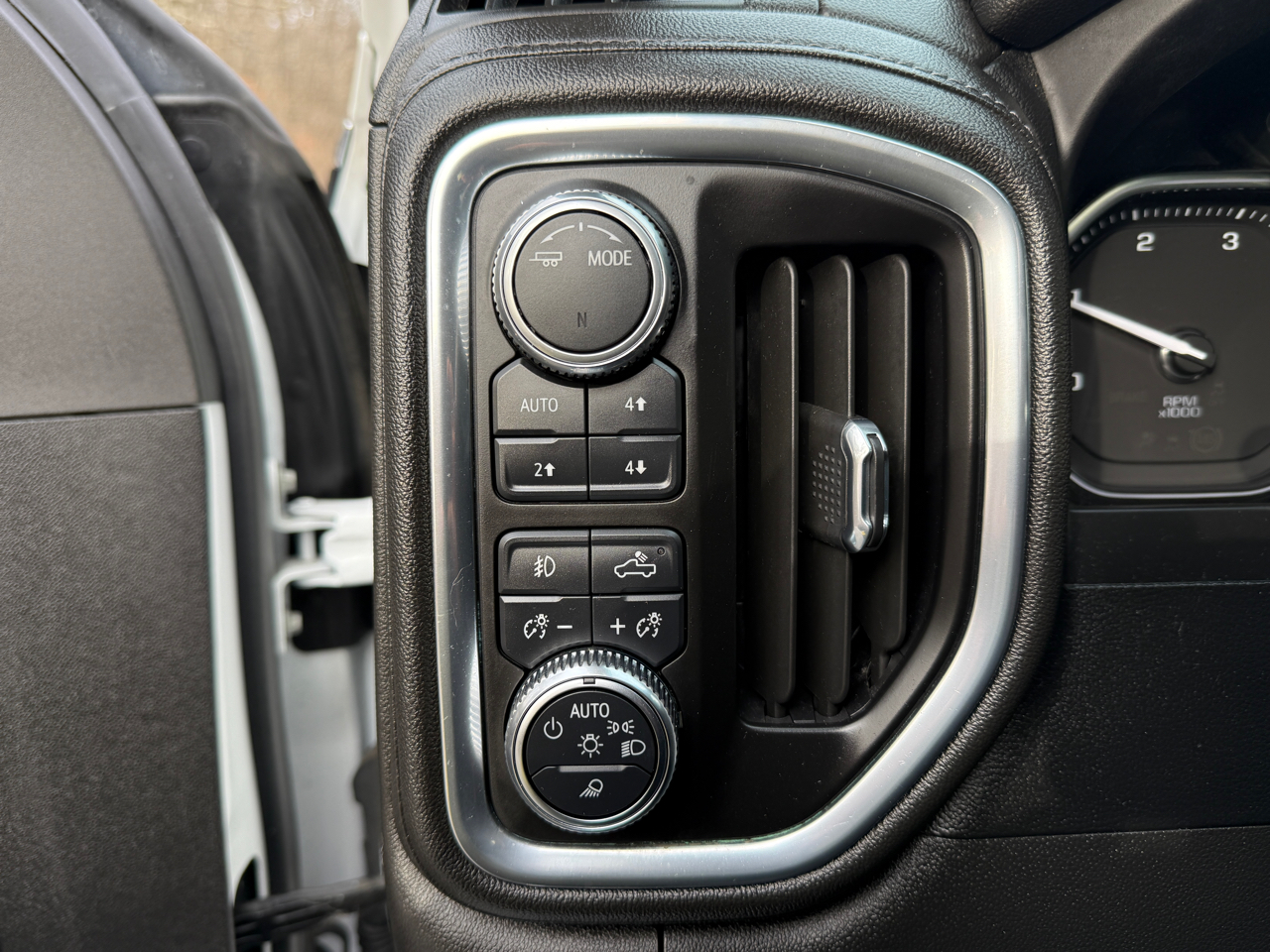 GMC Sierra 2500HD 4WD Crew Cab 159" Denali 2023