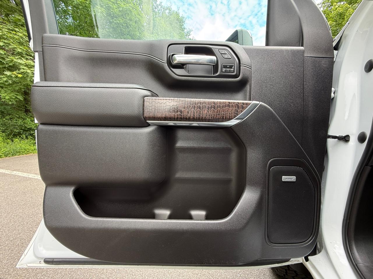 GMC Sierra 2500HD 4WD Crew Cab 159" Denali 2023