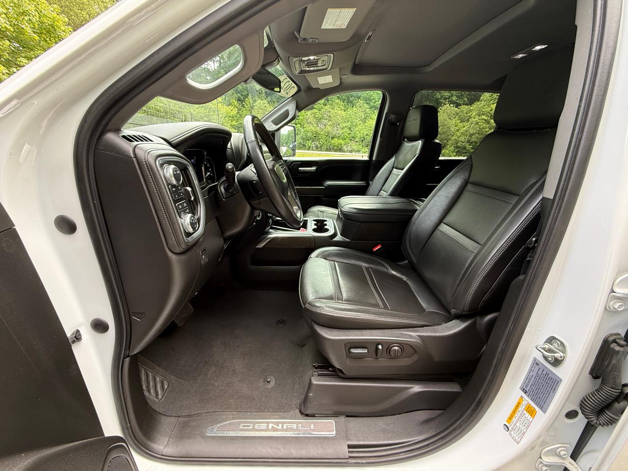 GMC Sierra 2500HD 4WD Crew Cab 159" Denali 2023