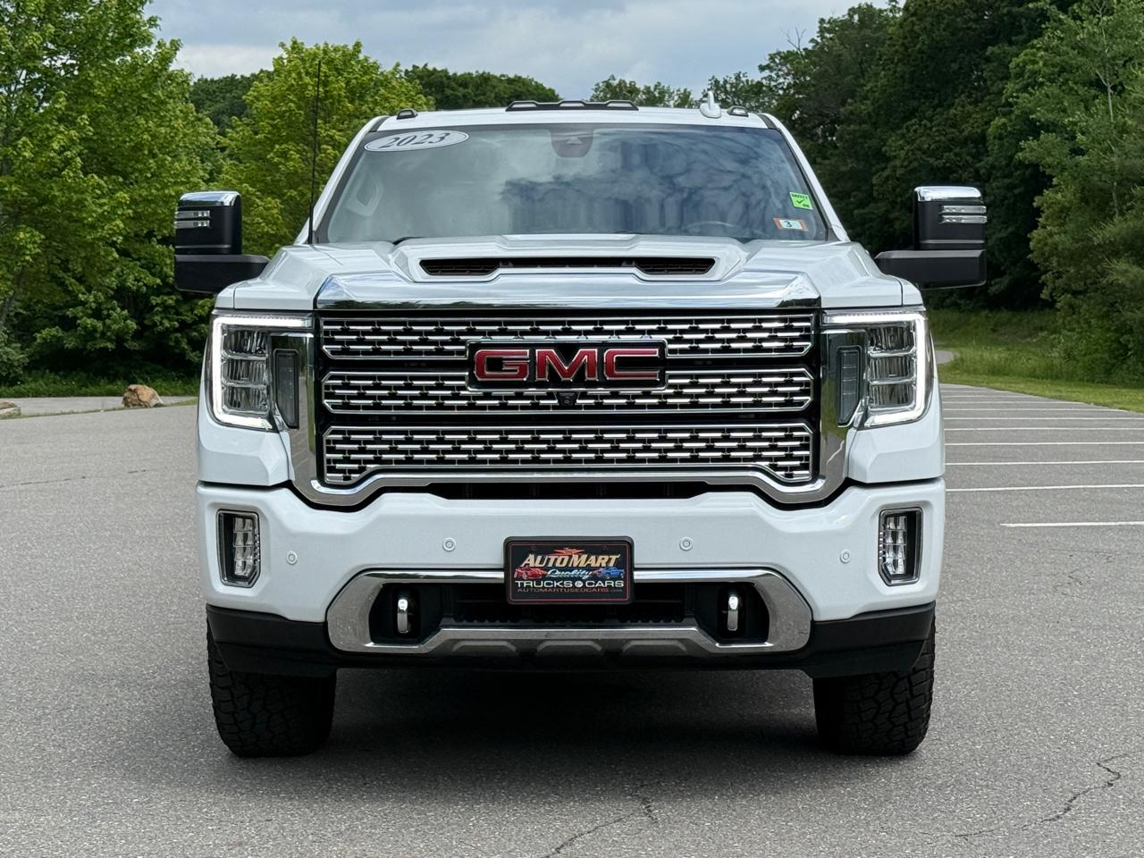 GMC Sierra 2500HD 4WD Crew Cab 159" Denali 2023